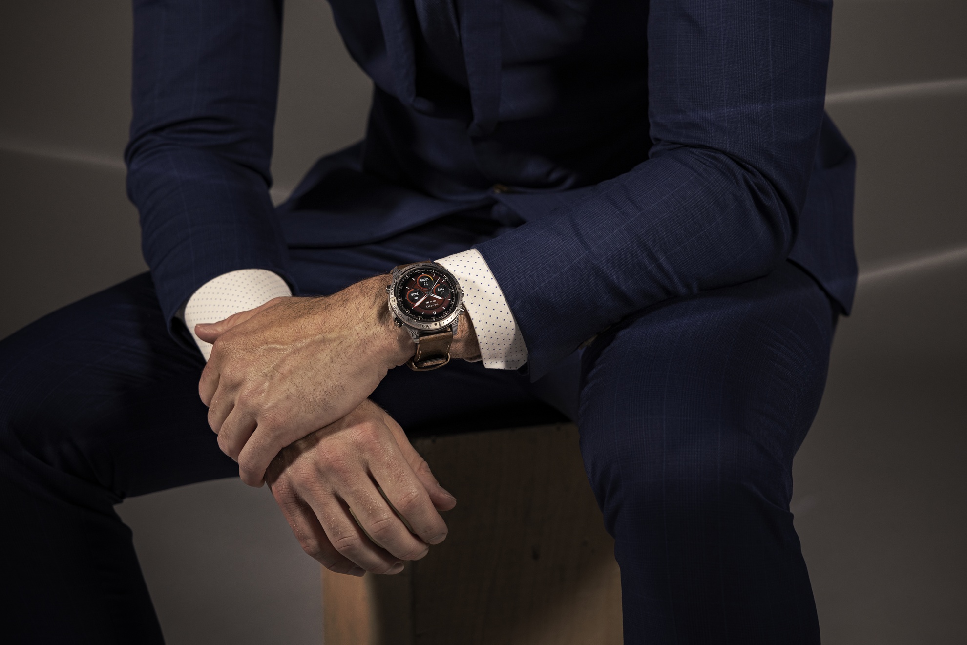 Garmin Luncurkan MARQ Adventurer Damascus Steel Edition, Terbuat dari Baja Legendaris