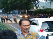  Relawan Gojo Bagikan Perlengkapan Mandi ke TNI-Polri Seusai Kawal Aksi 22 Mei