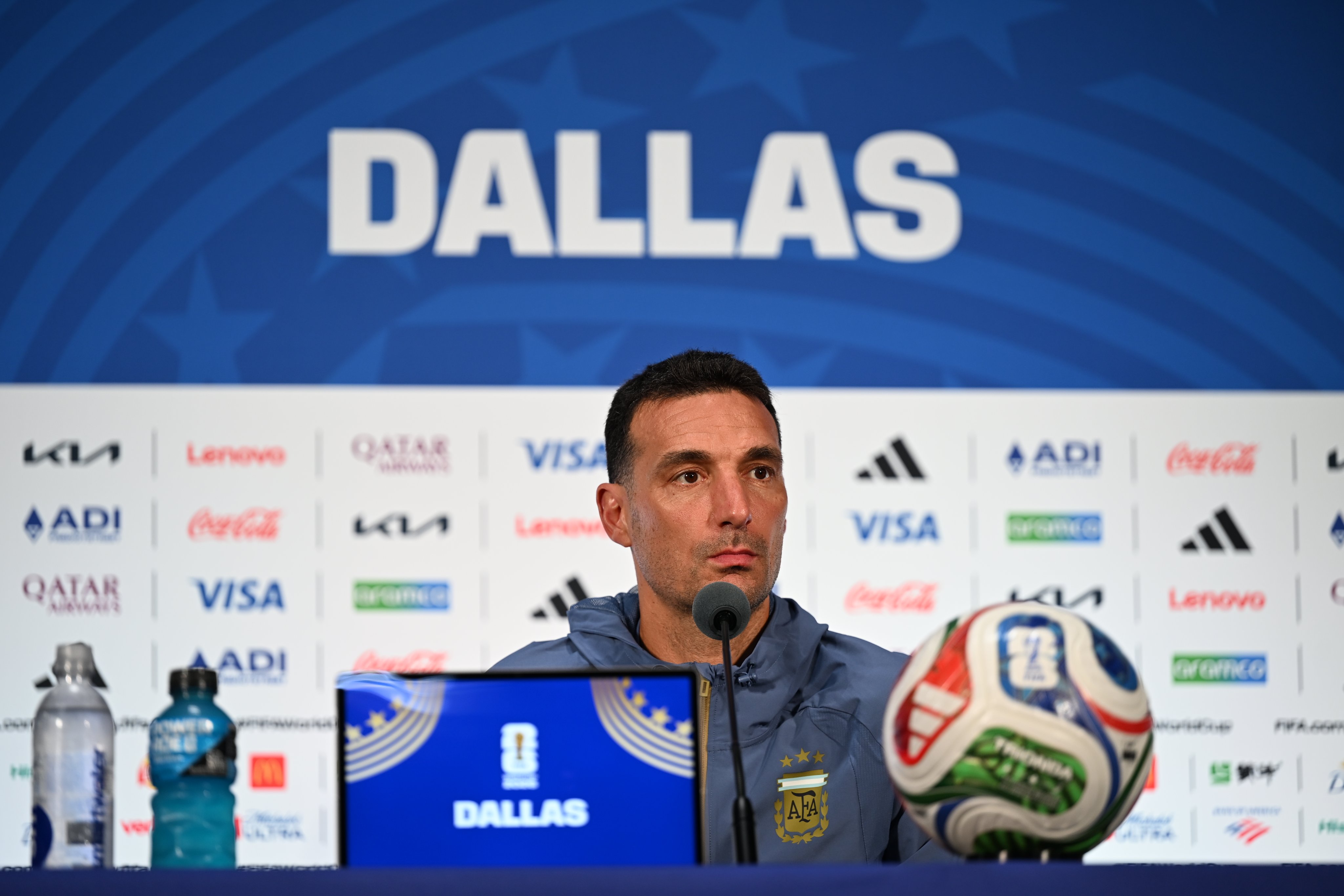 Timnas Argentina Dituding Dapat Bantuan Wasit, Lionel Scaloni Minta Cuekin Saja
