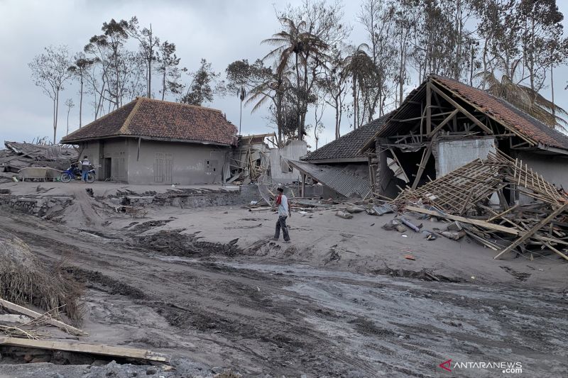 16 Kantong Korban Letusan Semeru Belum Terindentifikasi, DVI Polri Perpanjang Masa Kerja