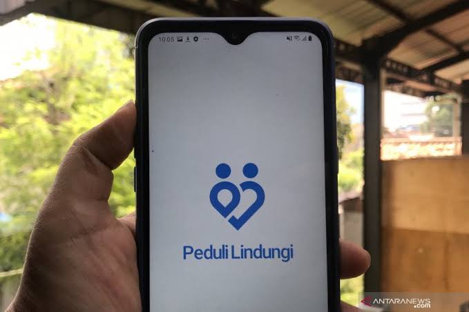 Masuk Kantor Polisi Kini Wajib Pakai Aplikasi PeduliLindungi