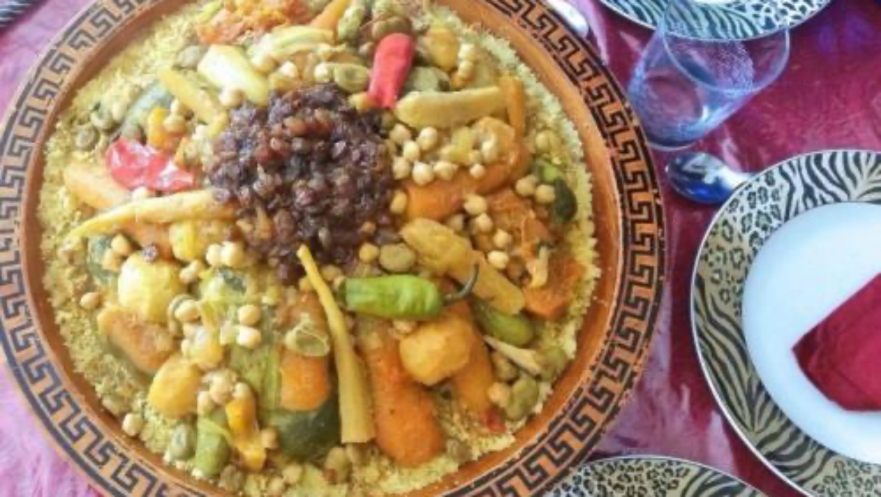 Menaruh Harap Kerukunan dalam Sajian Tajhin Ressem khas Madura Pontianak