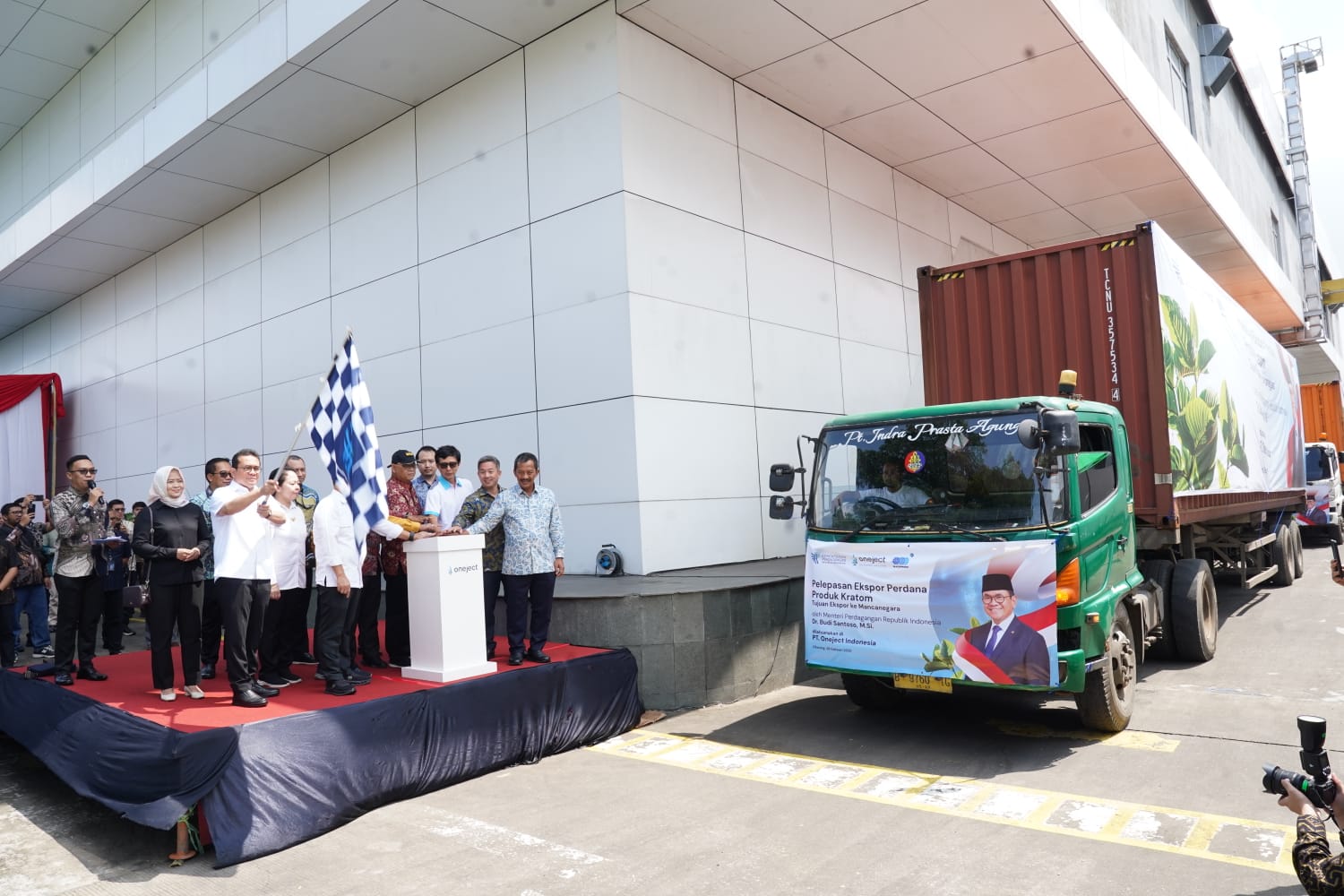 Pemerintah Ekspor Perdana Kratom Senilai Rp 17 Miliar