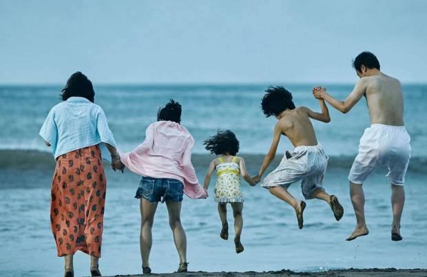 Sarat akan Isu Keluarga dan Menangi Banyak Penghargaan, Yuk Lihat Berbagai Fakta dari Film Shoplifters