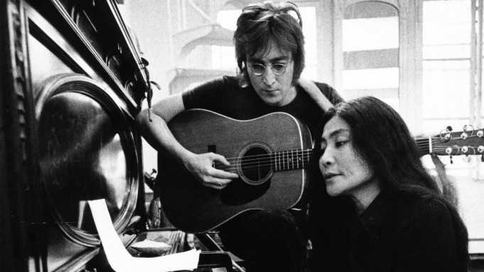 Trailer Dokumenter 'One to One: John & Yoko' Dirilis, Siap Tayang April 2025
