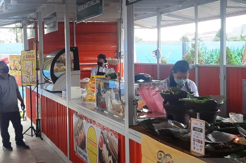UMKM kuliner di tengah pandemi COVID-19.(ANTARA/Ganet Dirgantoro)