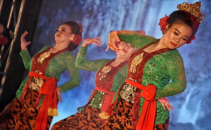 Sektor pariwisata diharapkan menjadi tulang punggung ekonomi Provinsi Jawa Barat