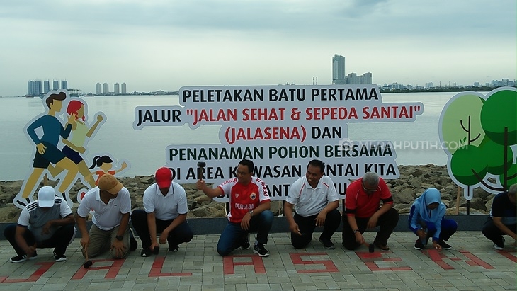 Teruskan Visi Jokowi, Anies Bangun Jalur Sehat di Pulau Reklamasi