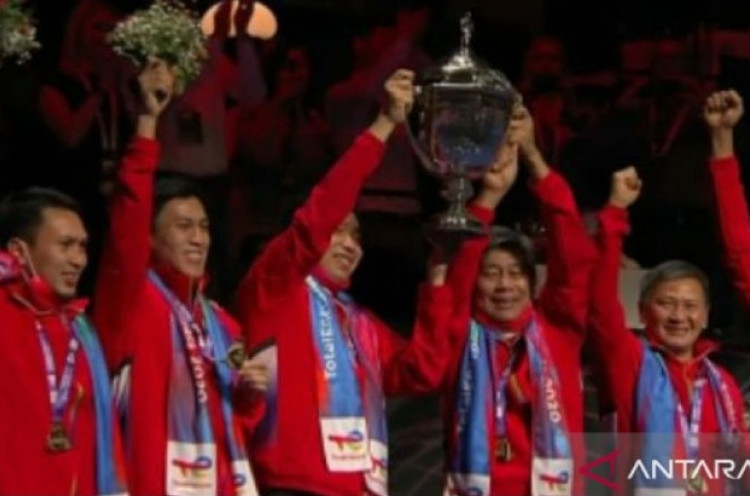 Hampir 2 Dekade Akhirnya Indonesia Bawa Pulang Piala Thomas