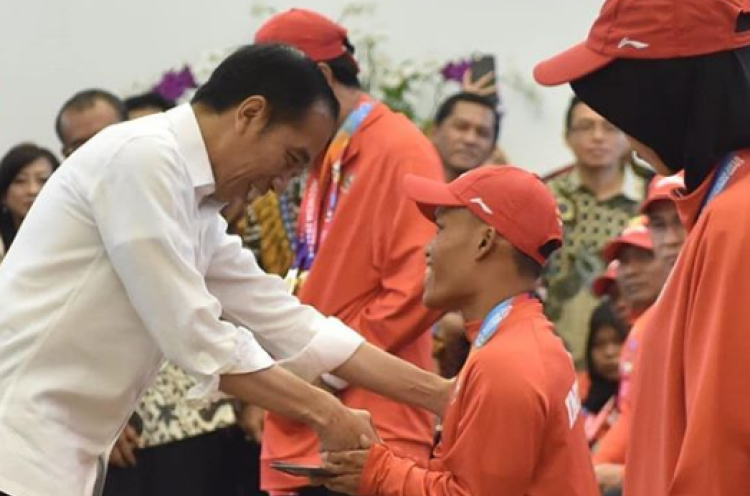 Presiden Jokowi Tinjau Fasilitas Umum Untuk Kaum Difabel di Kompleks GBK