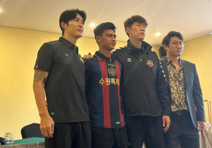 Shin Tae-yong Meneguhkan Hati Pratama Arhan untuk Gabung Suwon FC