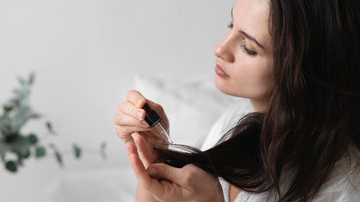 Tea Tree Oil untuk Aplikasi Rambut Cantik