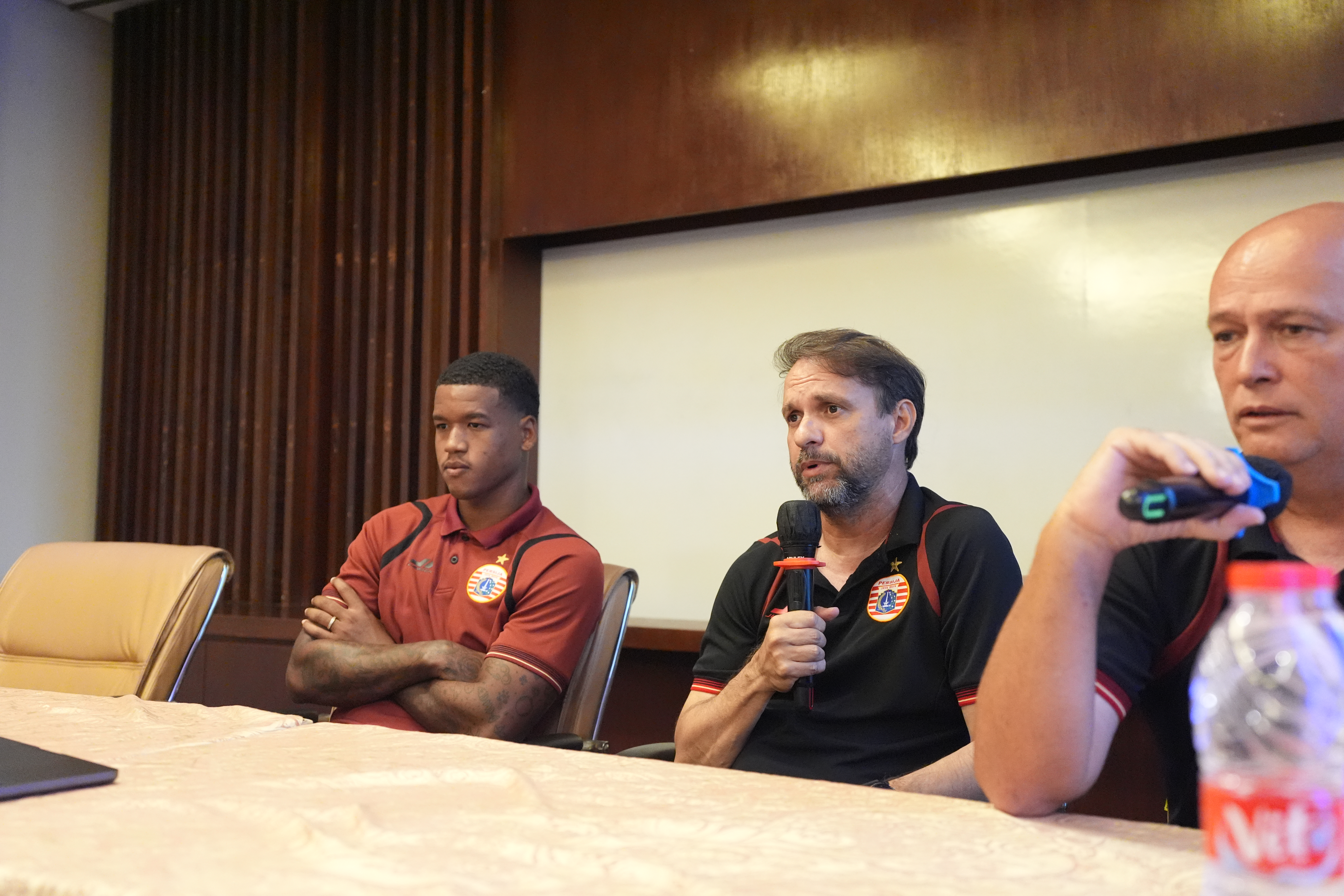 Tidak Fokus ke Jaja, Pelatih Persija: Semua Pemain Dewa United Perlu Diwaspadai