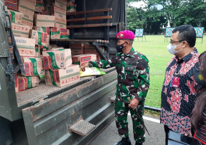 Evakusi Korban Banjir di Bekasi, Marinir Kerahkan Ratusan Pasukan dan Alat Selam