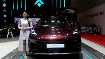 Mobil Listrik Aion Hyptec HT Unjuk Gigi di Ajang Otomotif IIMS 2025
