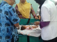 Bayi Malang Tak Bernyawa Ditemukan di Selokan