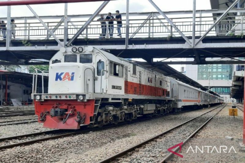 13.609 Tiket Kereta Api Keberangkatan 12 April-3 Mei Terjual