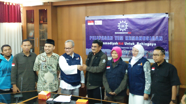 PP Muhammadiyah Lepas Tim Kemanusian ke Bangladesh