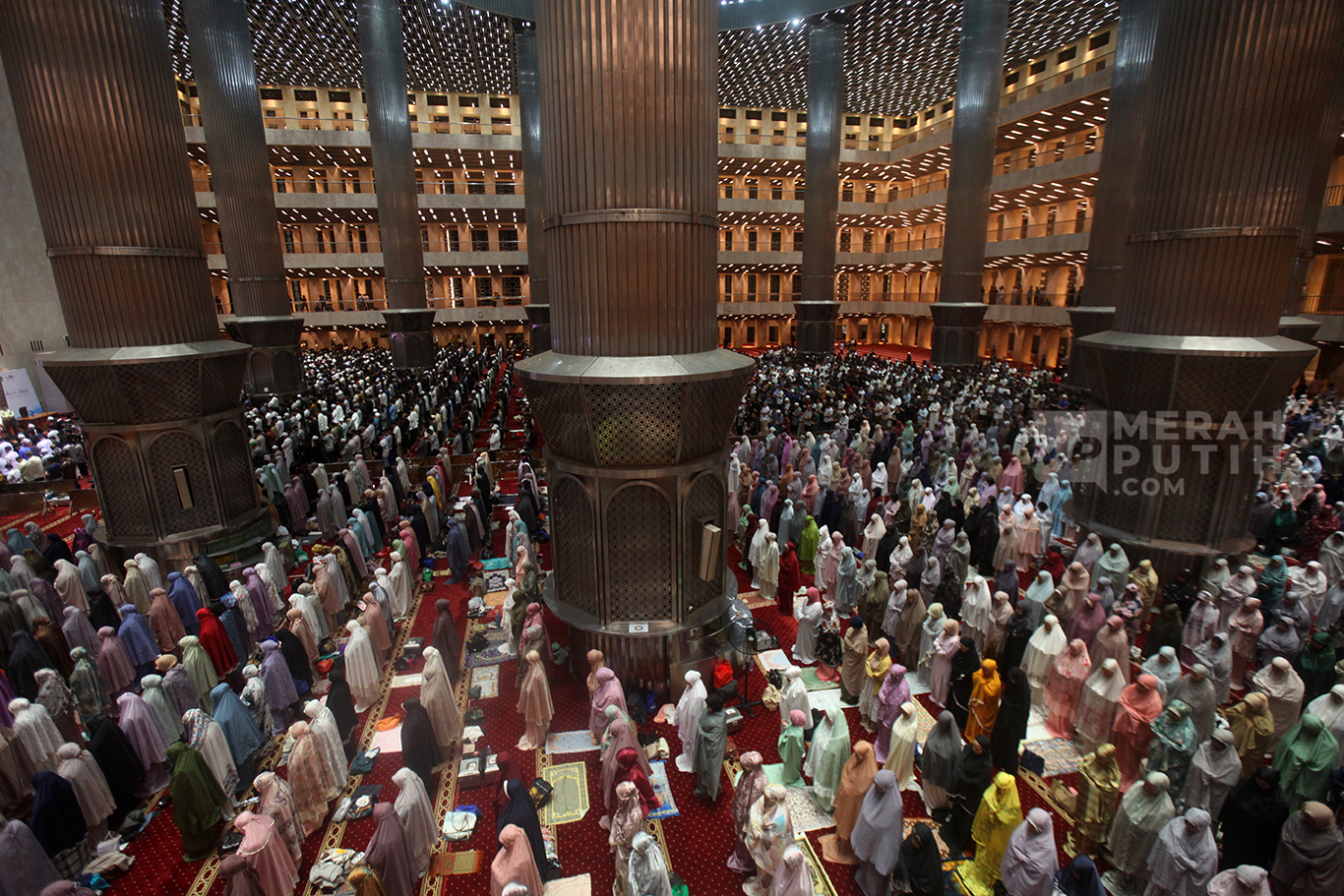 Makna Istikamah Bagi Umat Islam, Sang Khalik lah Yang Membolak Balikkan Hati Manusia