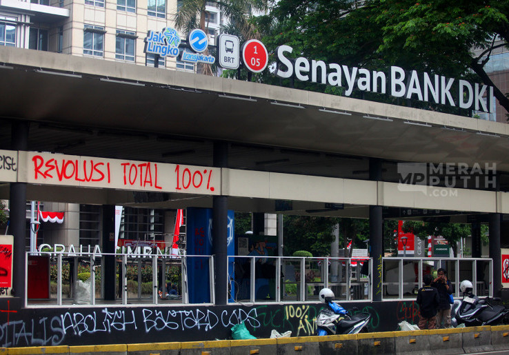Komisi V DPR Minta Fasilitas Umum yang Rusak Akibat Kerusuhan Segera Diperbaiki