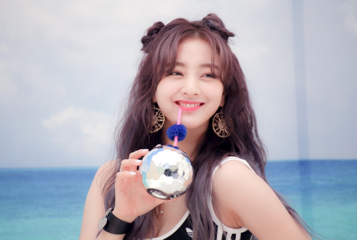 Jihyo TWICE (Foto: Koreaboo)