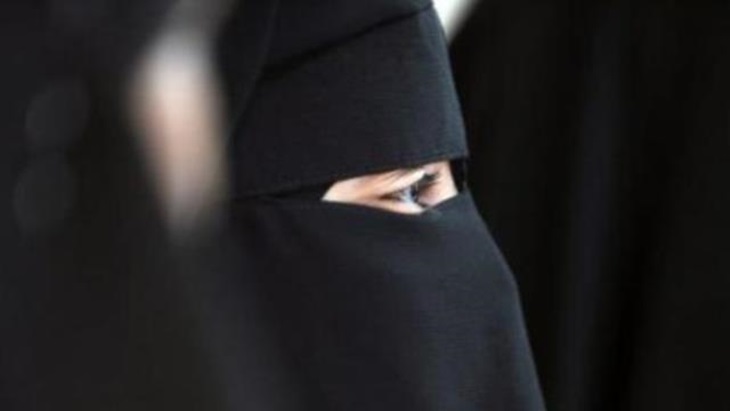 Sosok Wanita Bercadar yang Dikira Teroris saat Kerusuhan di Bawaslu