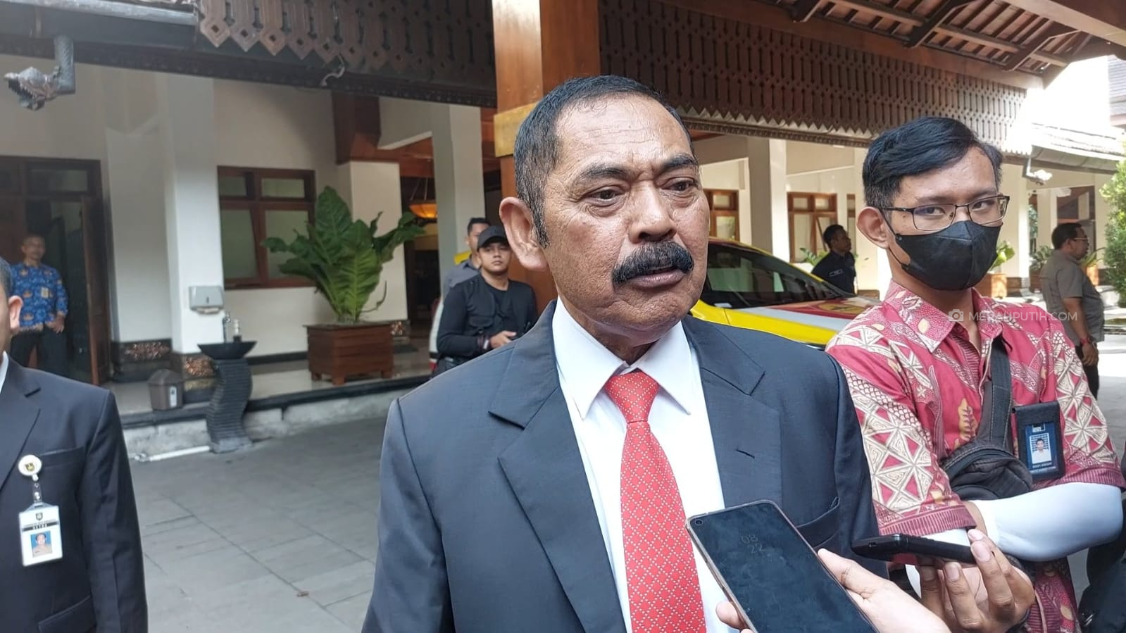 Ketua PDIP Solo Tanggapi Langkah PAN dan Golkar Dukung Prabowo
