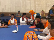 Diantar Mandra ke KPUD, Pramono-Rano Optimis Menang