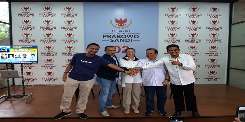 Priyo Budi Santoso bersama para petinggi BPN Prabowo-Sandi
