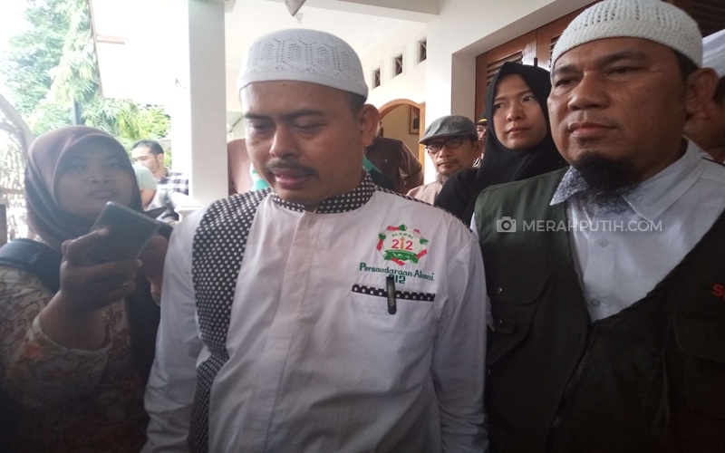  Bawaslu Limpahkan Berkas Pelanggaran Kampanye Ketua PA 212 ke Polresta Solo
