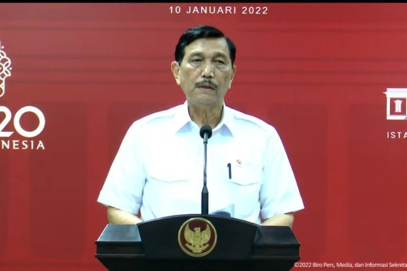 Menko Kemaritiman dan Investasi sekaligus Koordinator PPKM Jawa Bali Luhut Binsar Pandjaitan (ANTARA/Youtube Sekretariat Presiden)