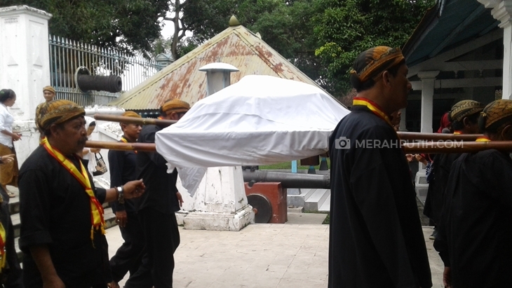 Tanpa Dawuh Raja, LDA Keraton Tetap Gelar 'Wilujengan Nagari Mahesa Lawung'