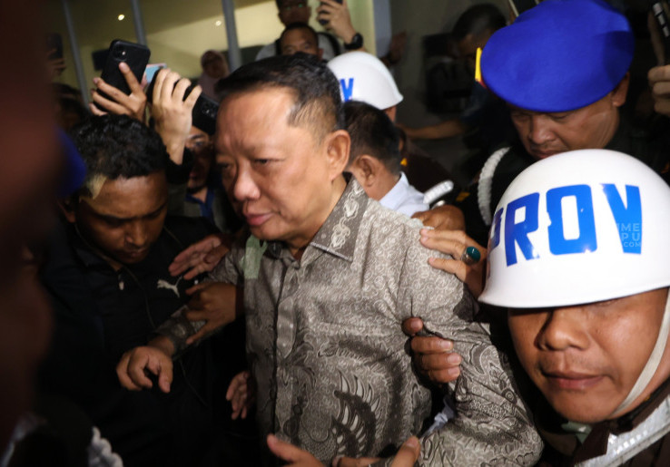 Kejagung Resmi Tahan Febrie Adriansyah, Sebut Kasusnya Kriminalisasi