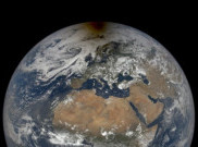 Ada Bayangan Hitam di Foto Planet Bumi, Fenomena Apa Ini?