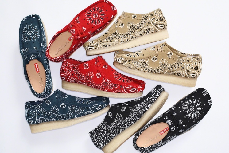Supreme x Clarks Hadirkan Sepatu Paisley, Motif yang Lekat dengan Lambang Gangster