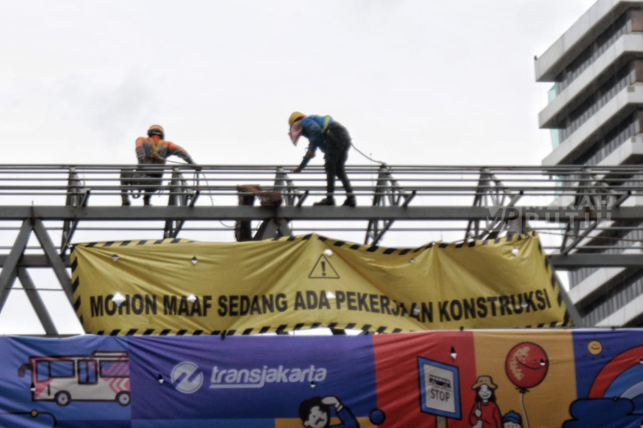  20 Plat Baja JPO Kyai Maja Samping Kejagung Hilang Digondol Maling