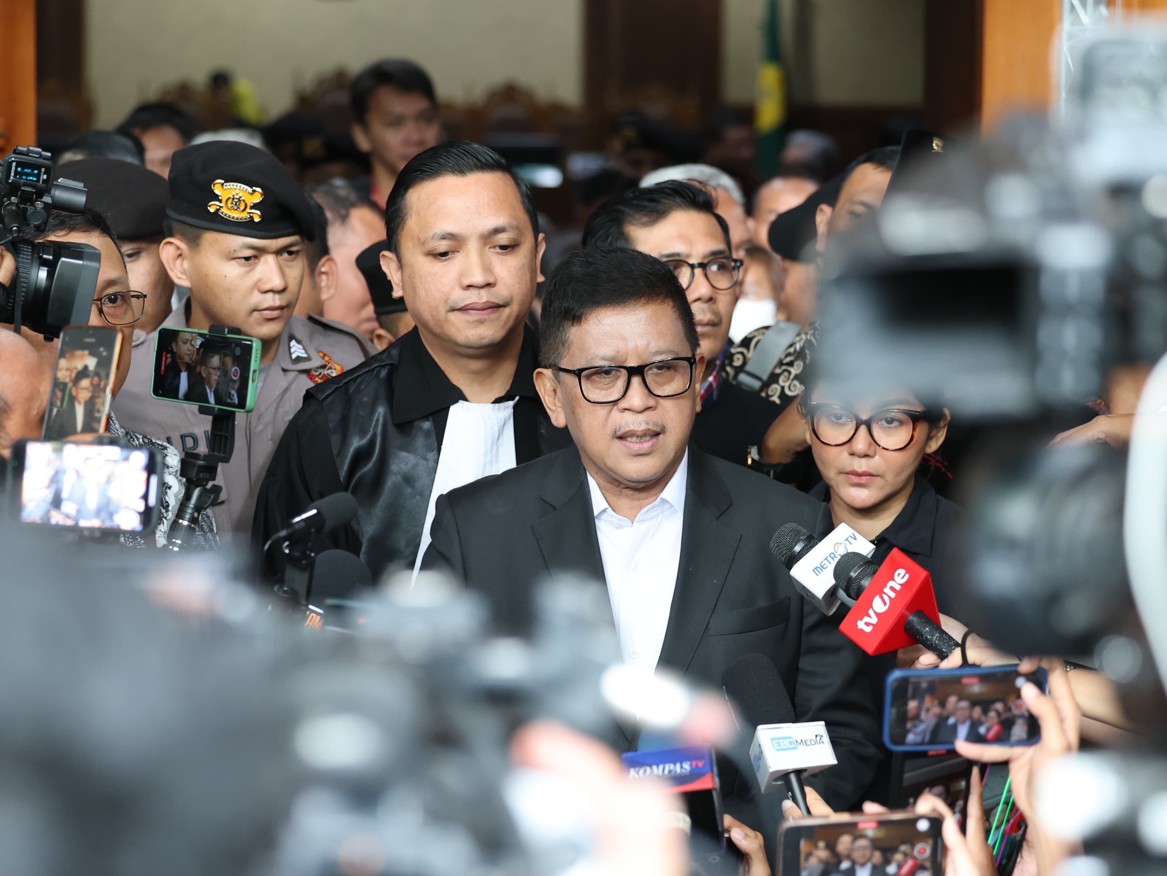Ronny Talapessy: Hasto Ditarget Mantan Penguasa karena Posisinya sebagai Sekjen PDIP
