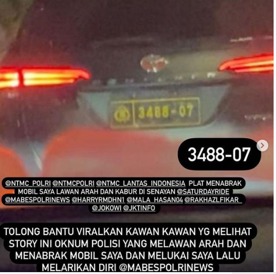 Tangkapan layar kendaraan aparat lawan arus. (Foto: Antara)
