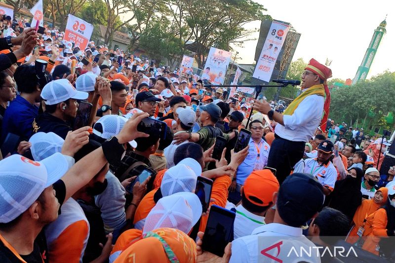 Anies Lakukan Safari Politik di Makassar