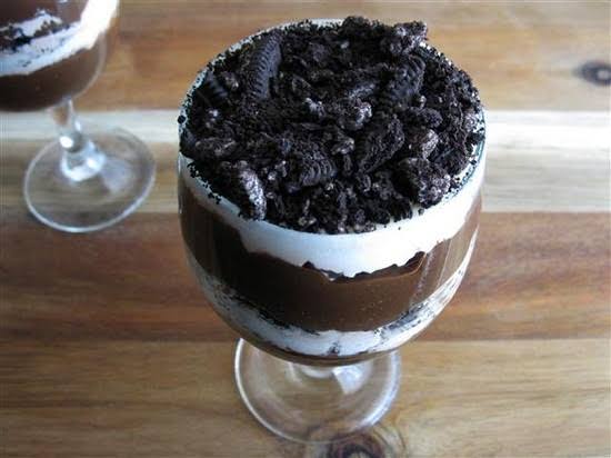 Penggemar Manis, Kuy Coba Resep Buka Puasa Puding Oreo Kekinian!