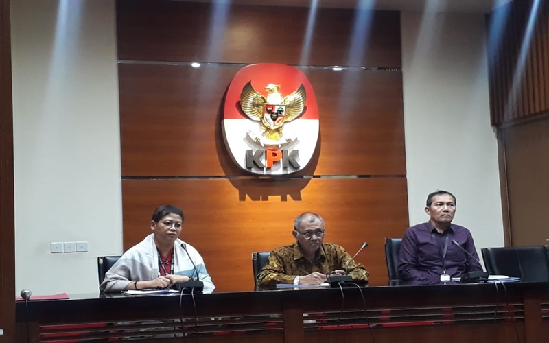 Pimpinan KPK menggelar jumpa pers tanggapi revisi UU KPK oleh DPR