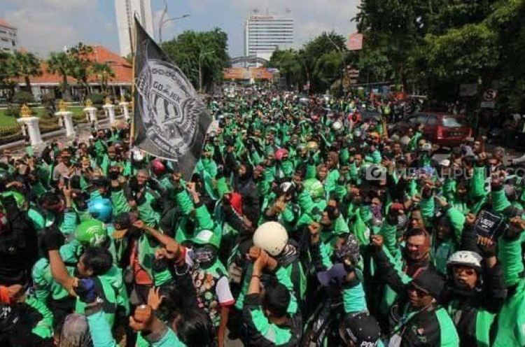Besok, Ribuan Driver Ojol Geruduk Gedung Grahadi Surabaya