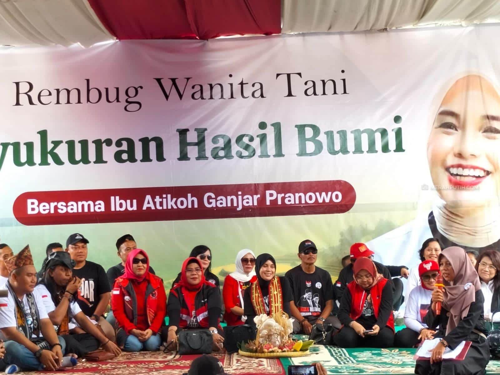 Hadir ke Acara Syukuran Hasil Bumi, Atikoh Ganjar Serap Aspirasi Pelaku Usaha Mikro