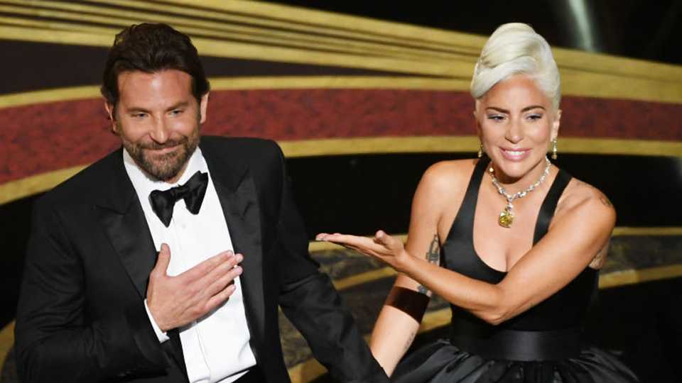 Ini yang Sebenarnya Terjadi Antara Bradley Cooper dan Lady Gaga