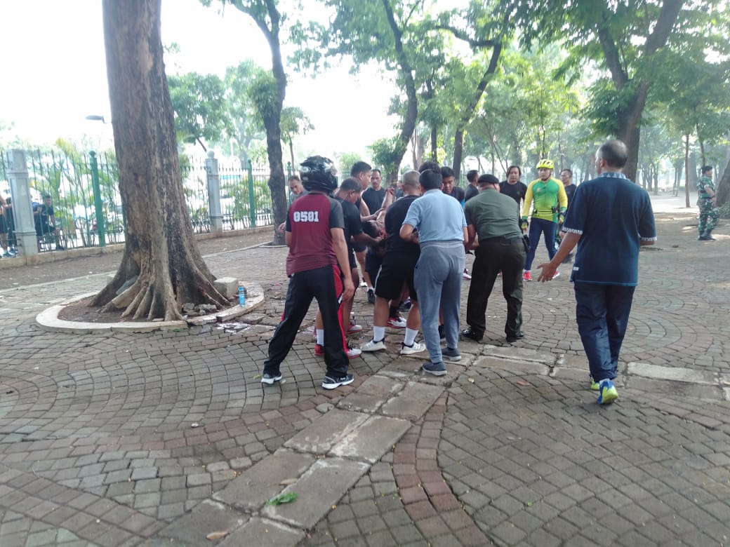 Polisi Olah TKP Ledakan di Monas