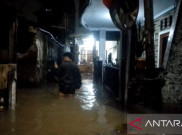 Hujan Malam Minggu, 39 RT dan 13 Jalan di Jakarta Terendam Banjir Hingga 1,5 Meter