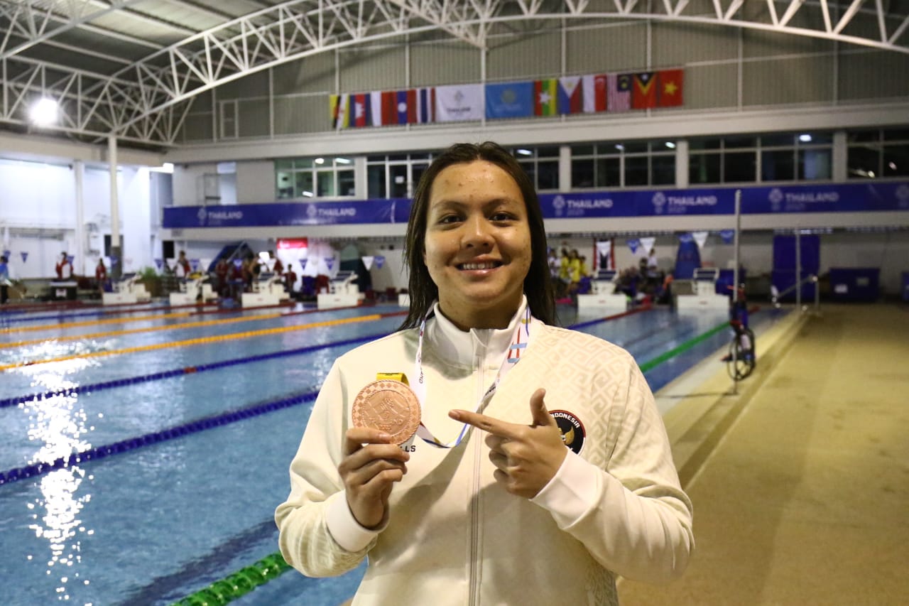 Perenang Putri Indonesia Adellia Bangga Raih Perunggu di SEA Games 2025 Thailand, Akui Persaingan Ketat 