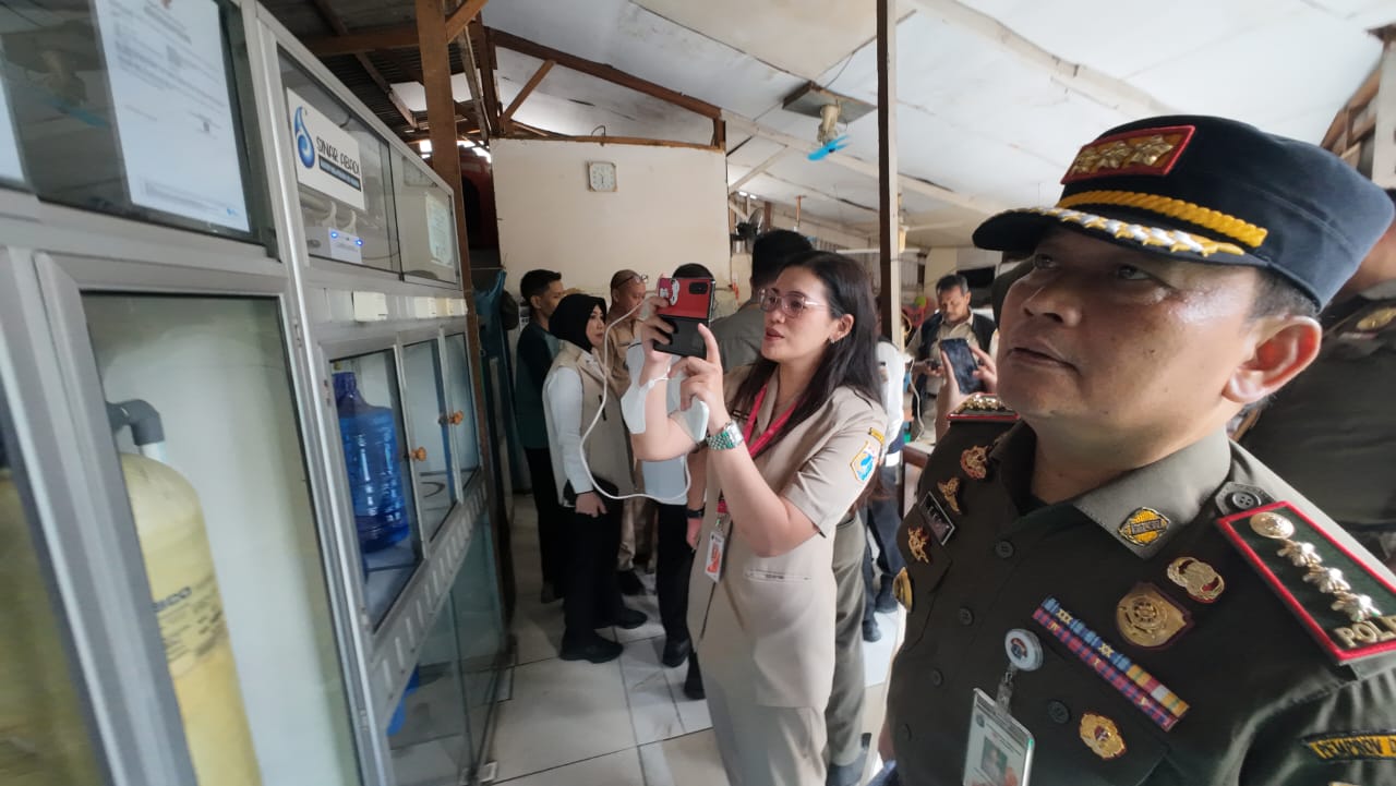 3 Depot Air Isi Ulang di Jaksel Ditutup Satpol PP, Ada Kandungan E Coli
