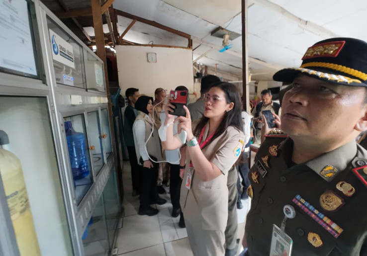 3 Depot Air Isi Ulang di Jaksel Ditutup Satpol PP, Ada Kandungan E Coli