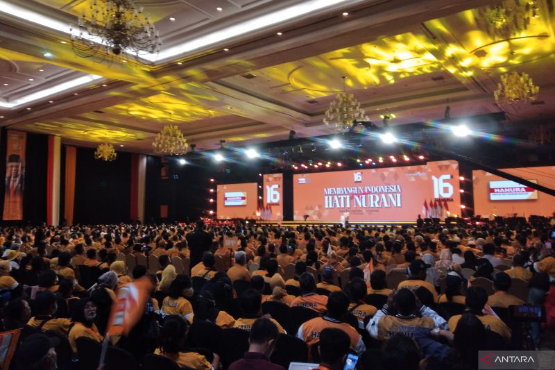 OSO Sebut Pembangunan Ala Jokowi Memicu Konektivitas Ekonomi di Setiap Daerah